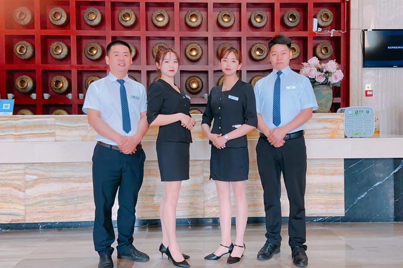 精誠所至，金石為開